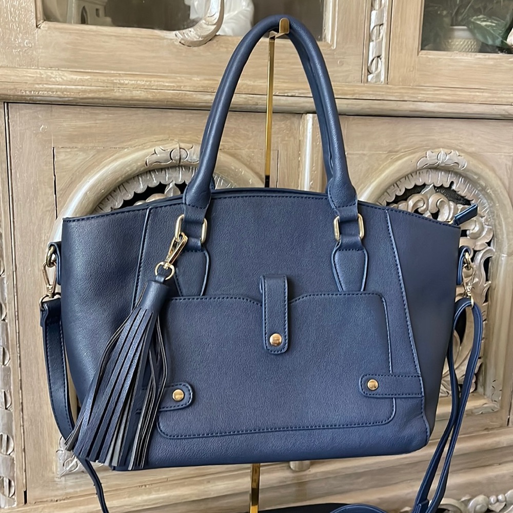 Navy blue bag